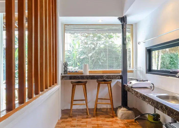 Taman Lituhayu Villa *