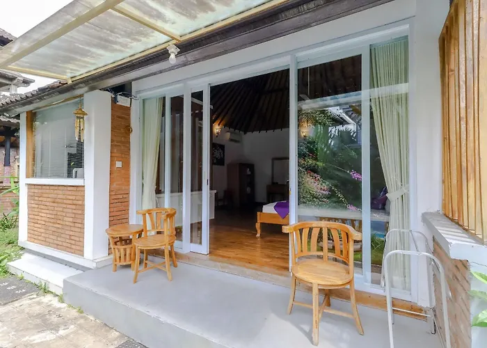 Taman Lituhayu Villa