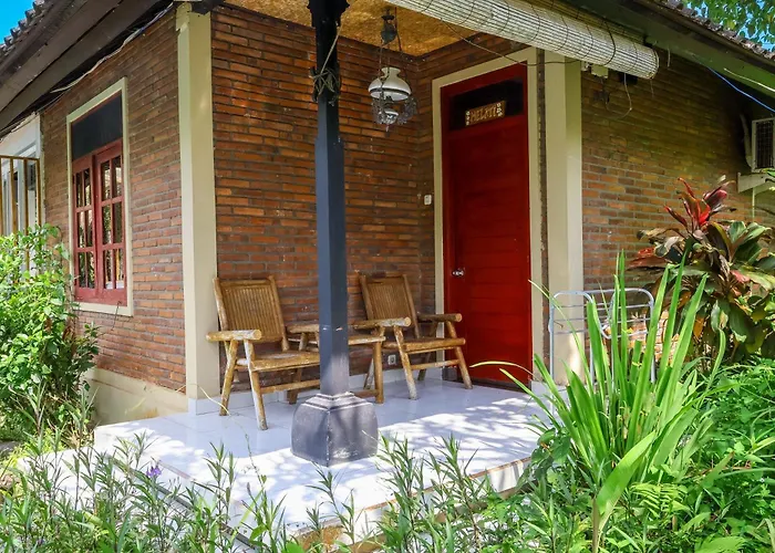Villa Taman Lituhayu *